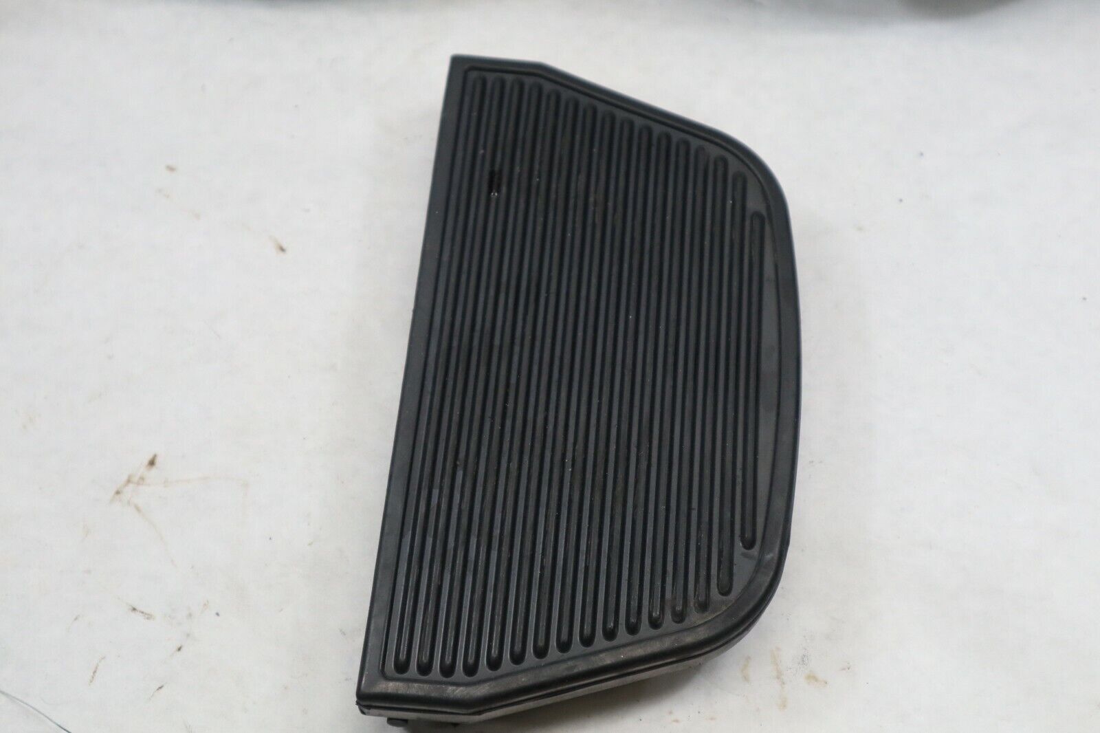 OEM Harley Davidson Passenger Footboard Floorboard Rubber 2021 Roadglide