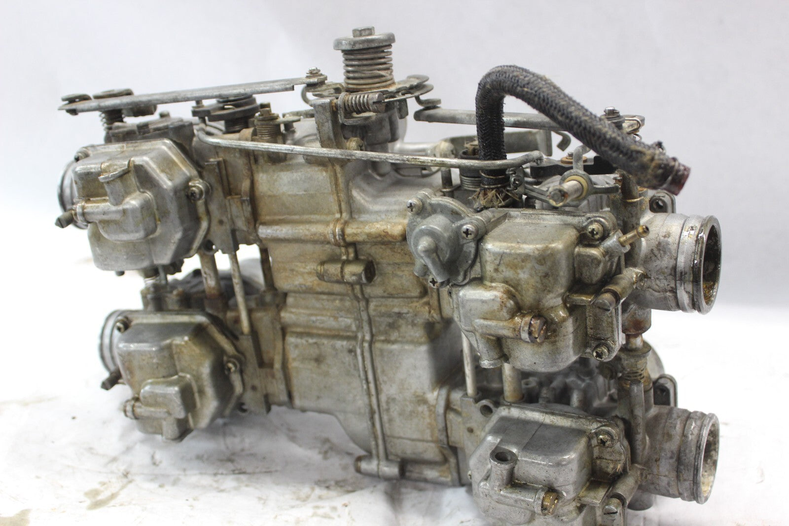 CARBURETOR ASSY SEE PICS 16100-MB9-014 1982 HONDA GOLDWING GL1100A