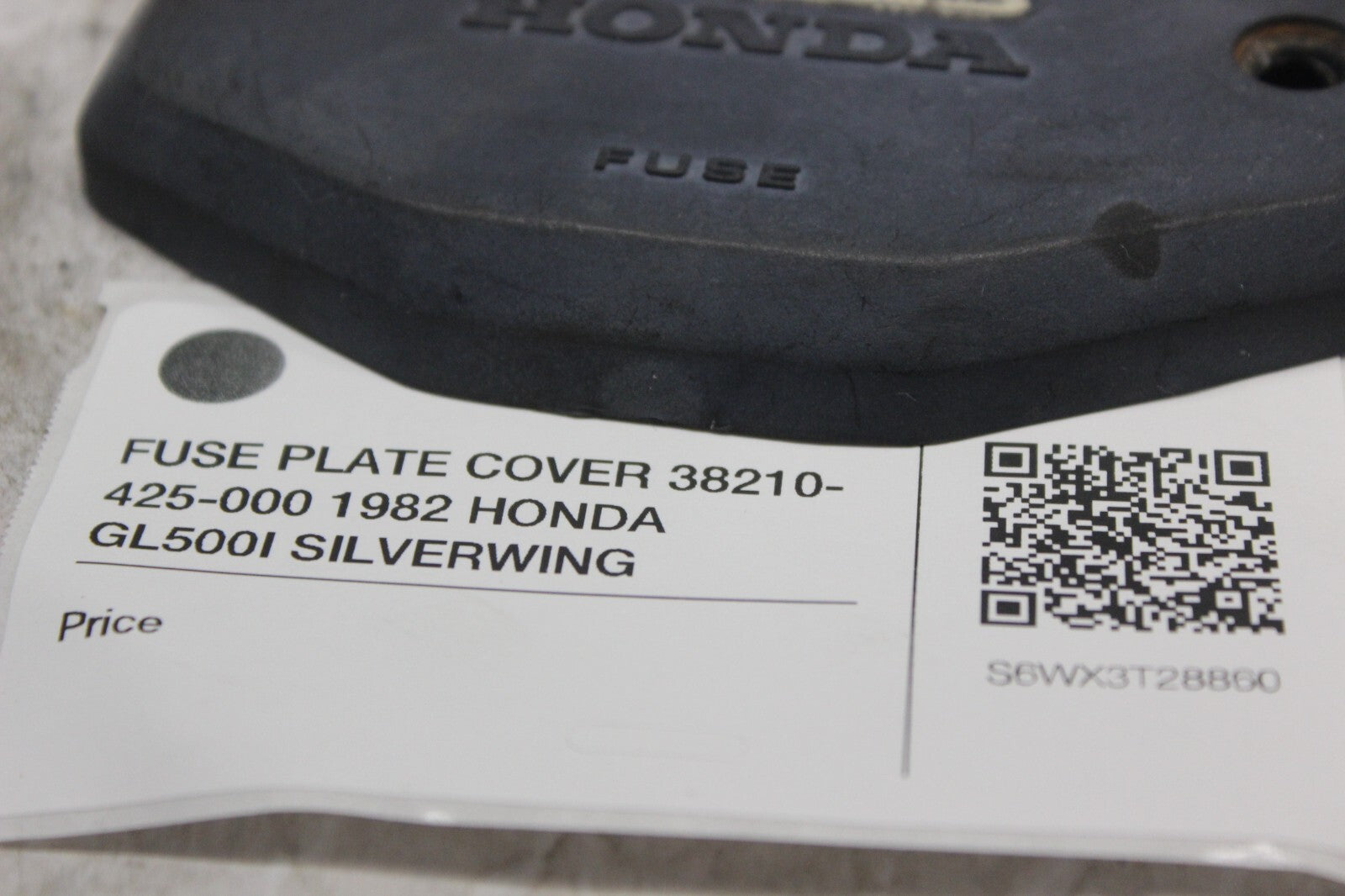FUSE PLATE COVER 38210-425-000 1982 HONDA GL500I SILVERWING