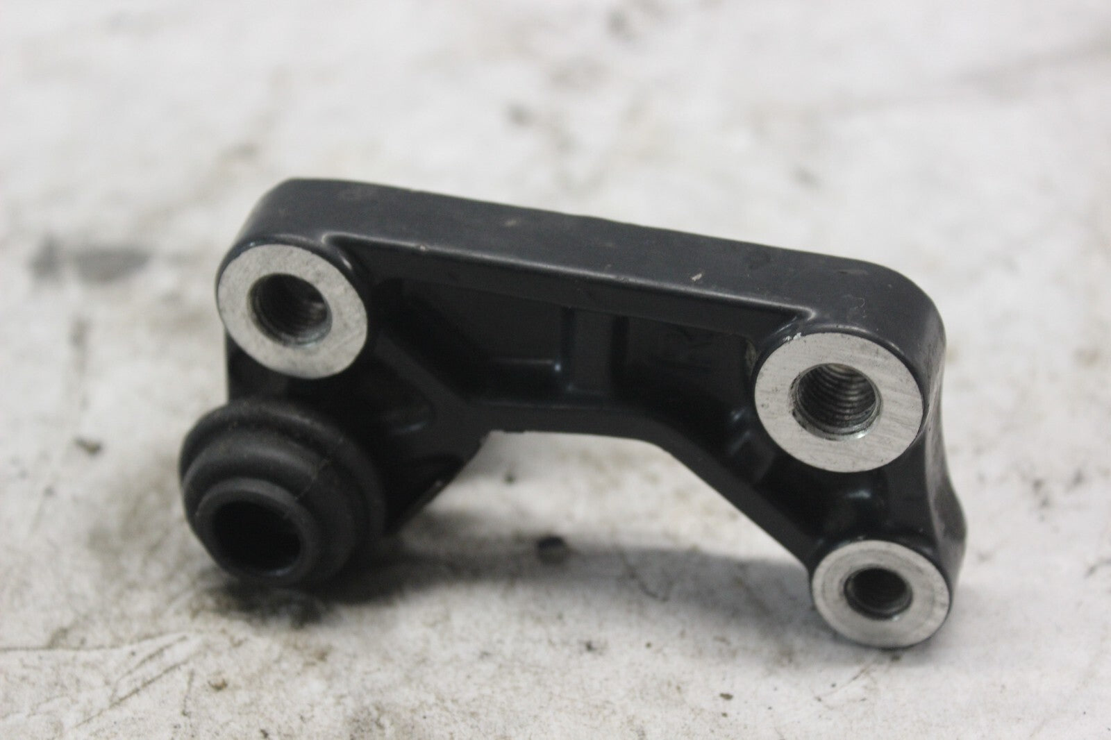 RIGHT CALIPER BRACKET 45210-443-763 1982 HONDA GL500I SILVERWING