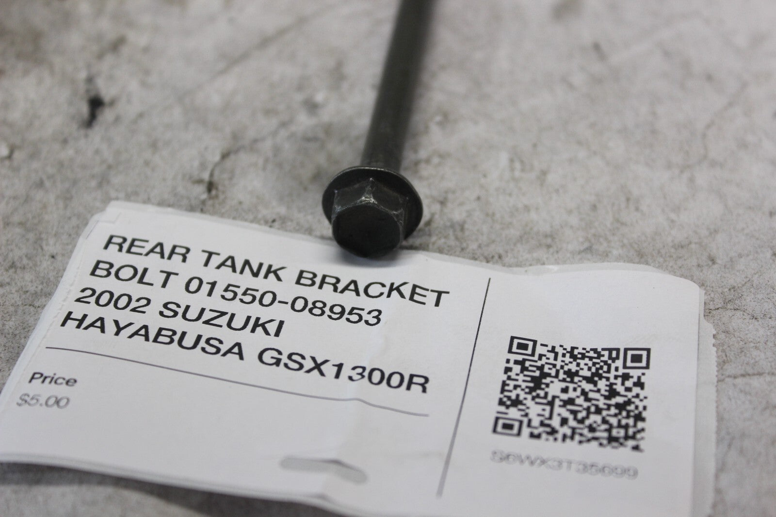REAR TANK BRACKET BOLT 01550-08953 2002 SUZUKI HAYABUSA GSX1300R
