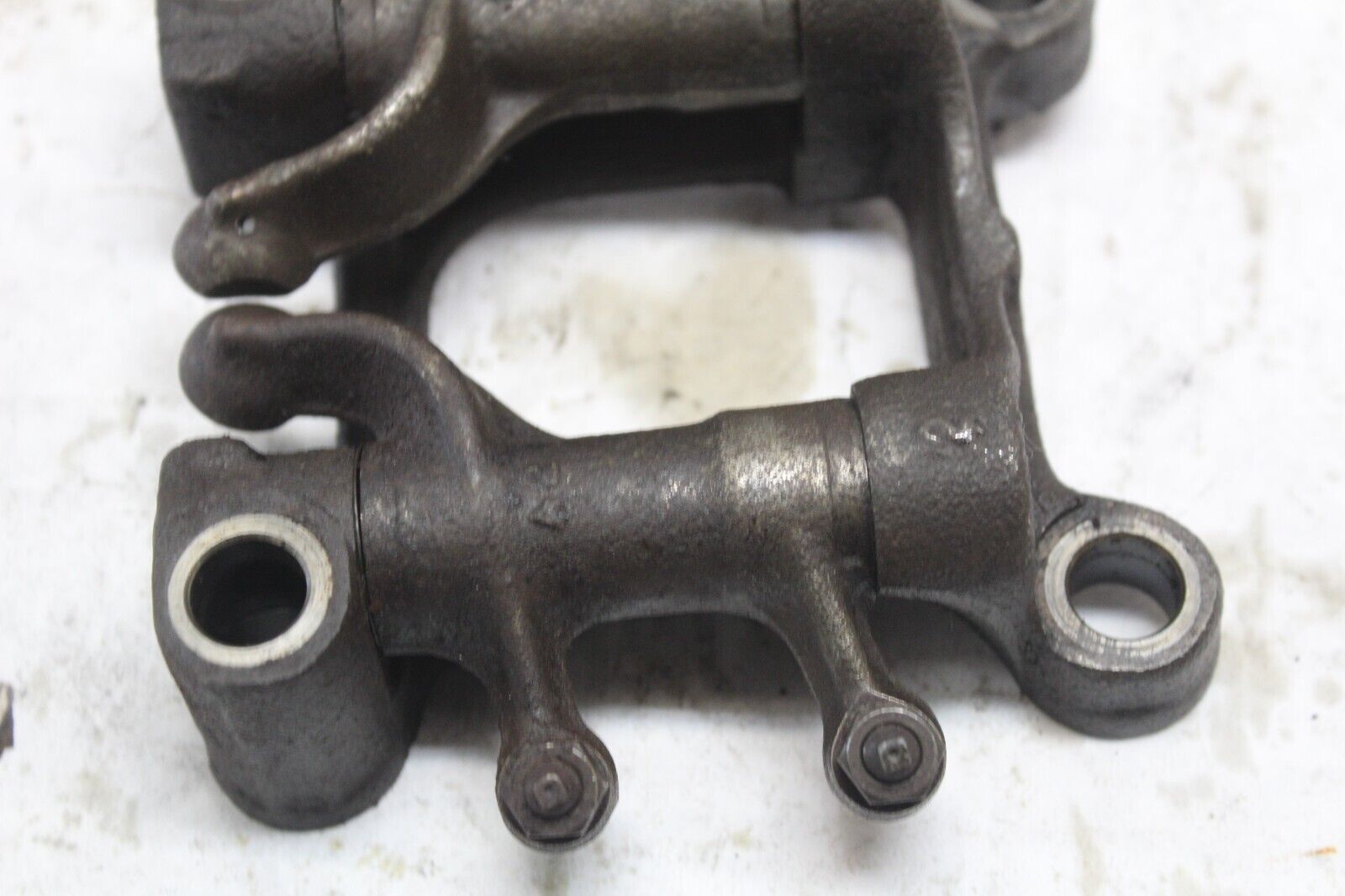 ROCKER ARM VALVE HOLDER (RUSTY) 12215-ME7-000 1982 GL500I SILVERWING
