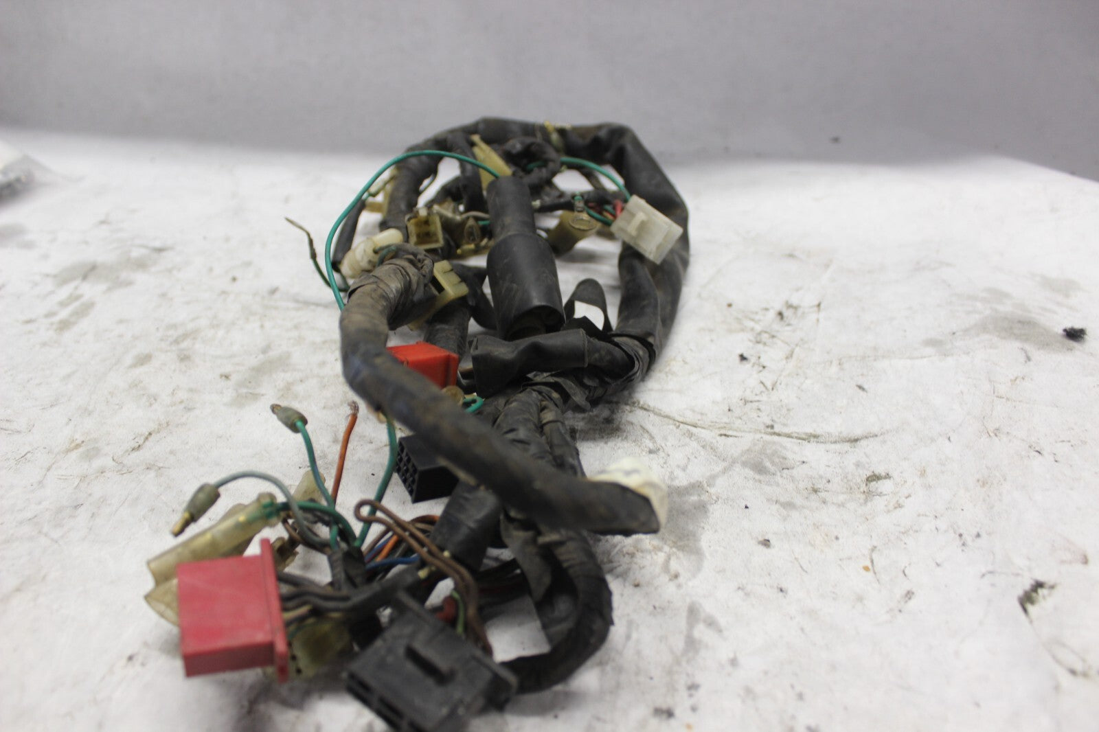 MAIN WIRING HARNESS 32100-MA1-730 1982 HONDA GL500I SILVERWING