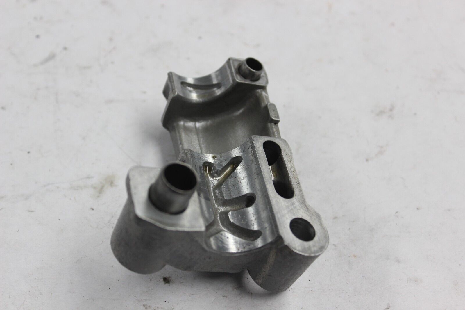CAMSHAFT HOLDER B 12212-MB4-030 1986 HONDA V65 MAGNA VF1100C