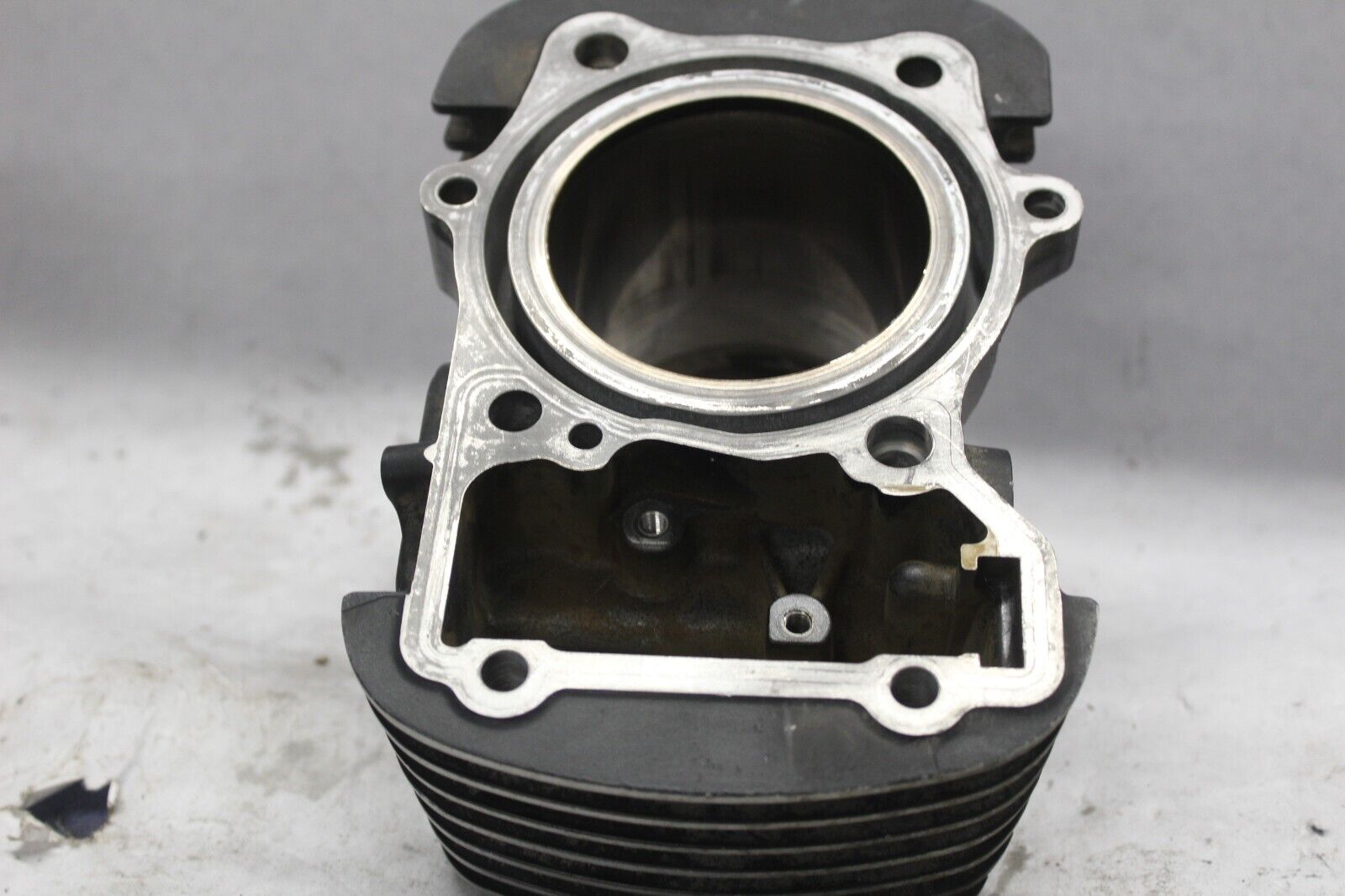 Rear Cylinder 11220-41F00-0F0 2003 SUZUKI VOLUSIA VL800