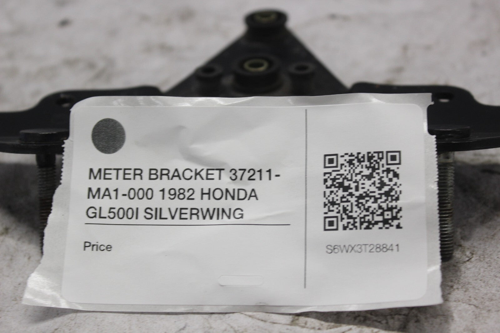 METER BRACKET 37211-MA1-000 1982 HONDA GL500I SILVERWING