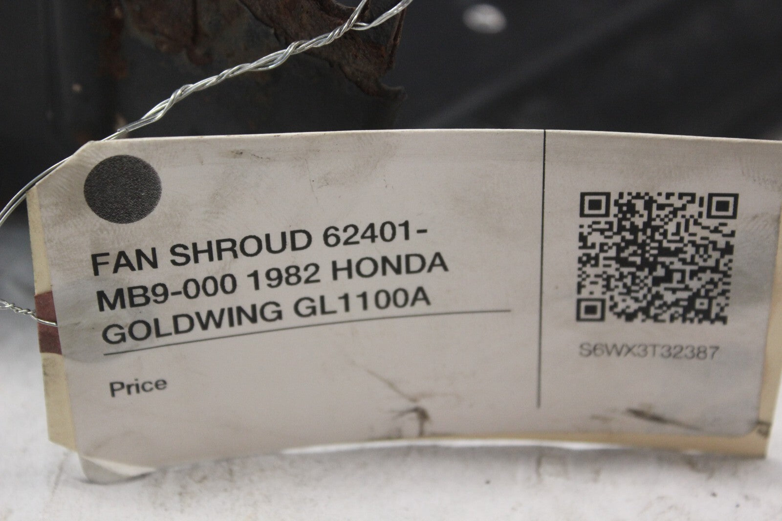 FAN SHROUD 62401-MB9-000 1982 HONDA GOLDWING GL1100A