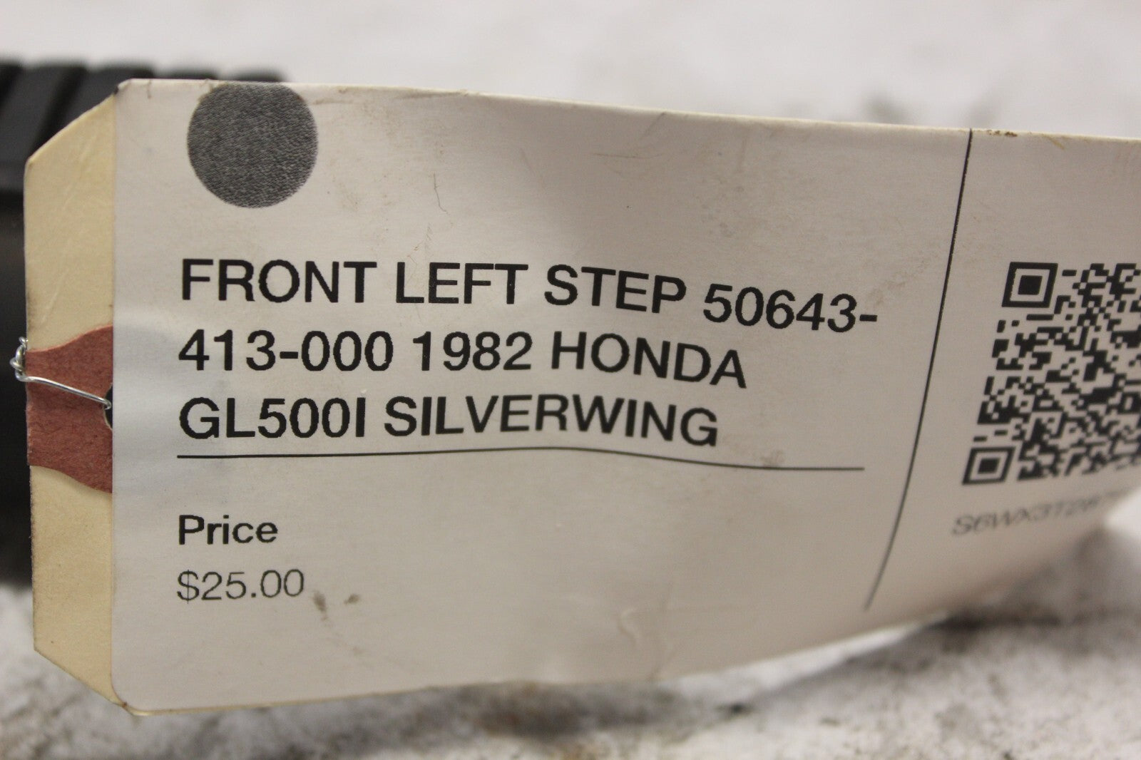 FRONT LEFT STEP 50643-413-000 1982 HONDA GL500I SILVERWING