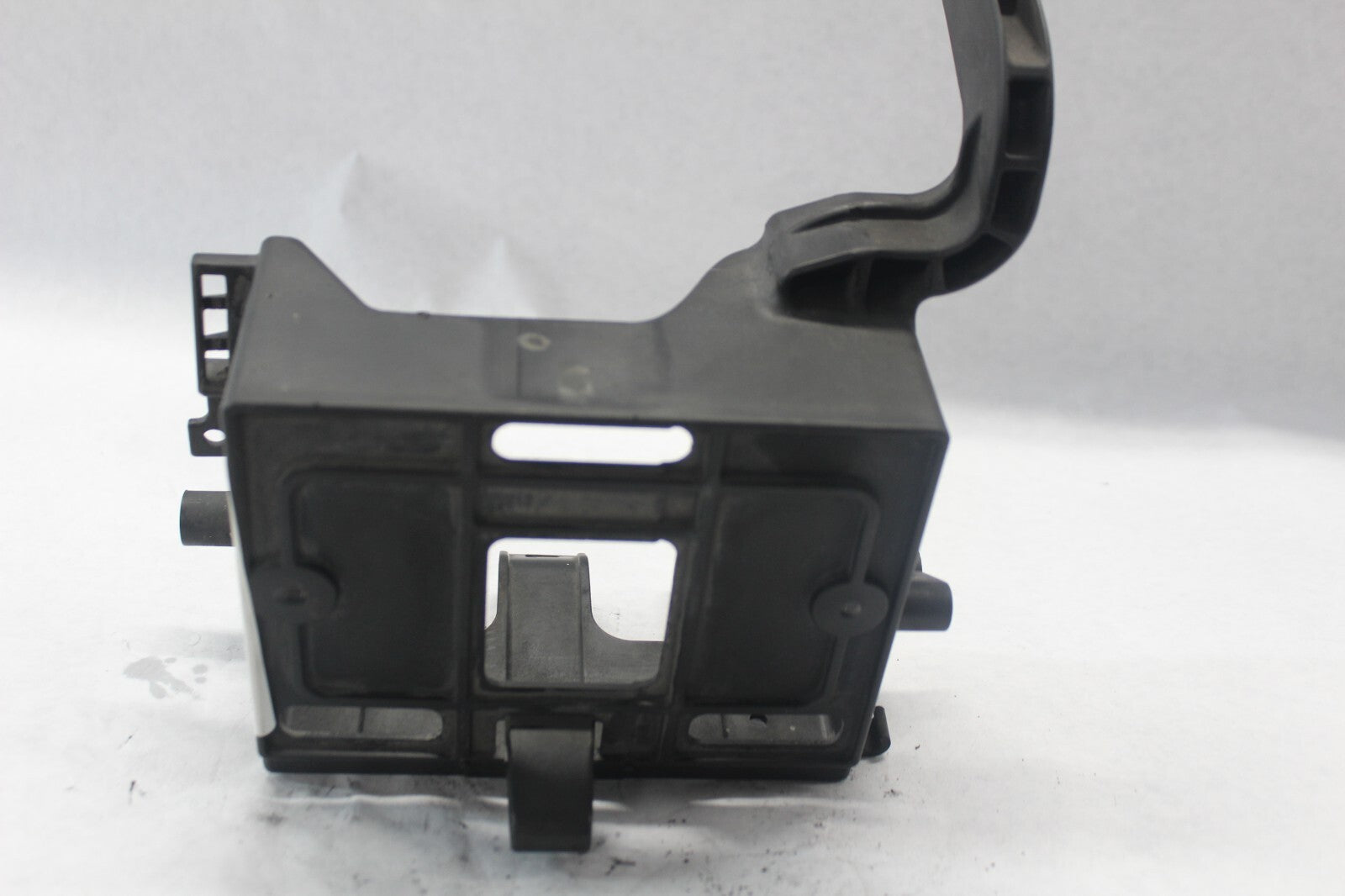 BATTERY TRAY 66281-08 2008 H-D ELECTRAGLIDE FLHT