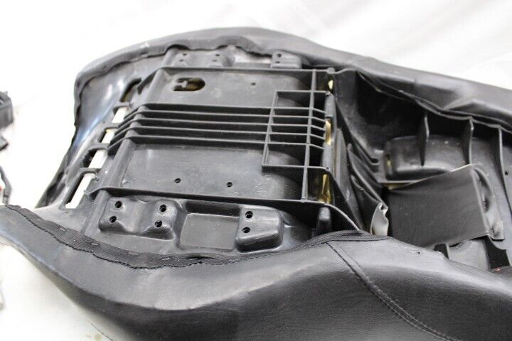 52000033 Two Up Seat Harley Davidson