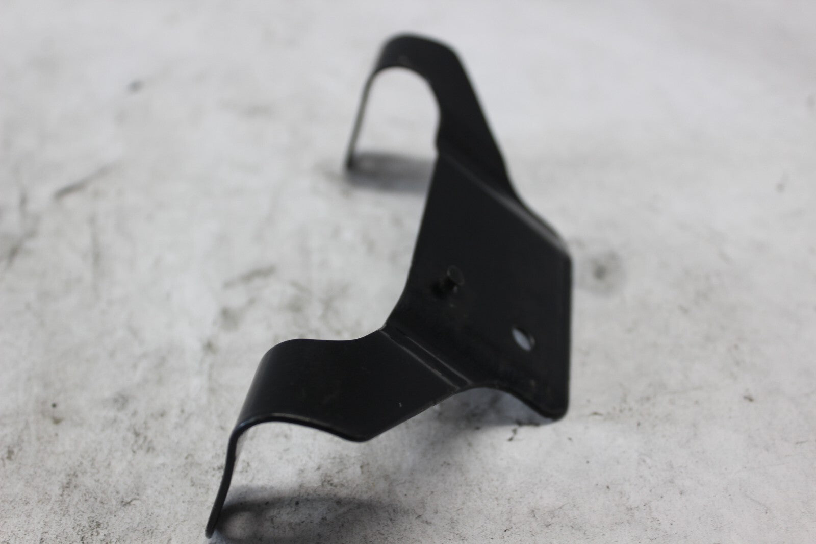 ELECTRICAL CONNECTOR BRACKET 70430-07 2008 H-D ELECTRAGLIDE FLHT