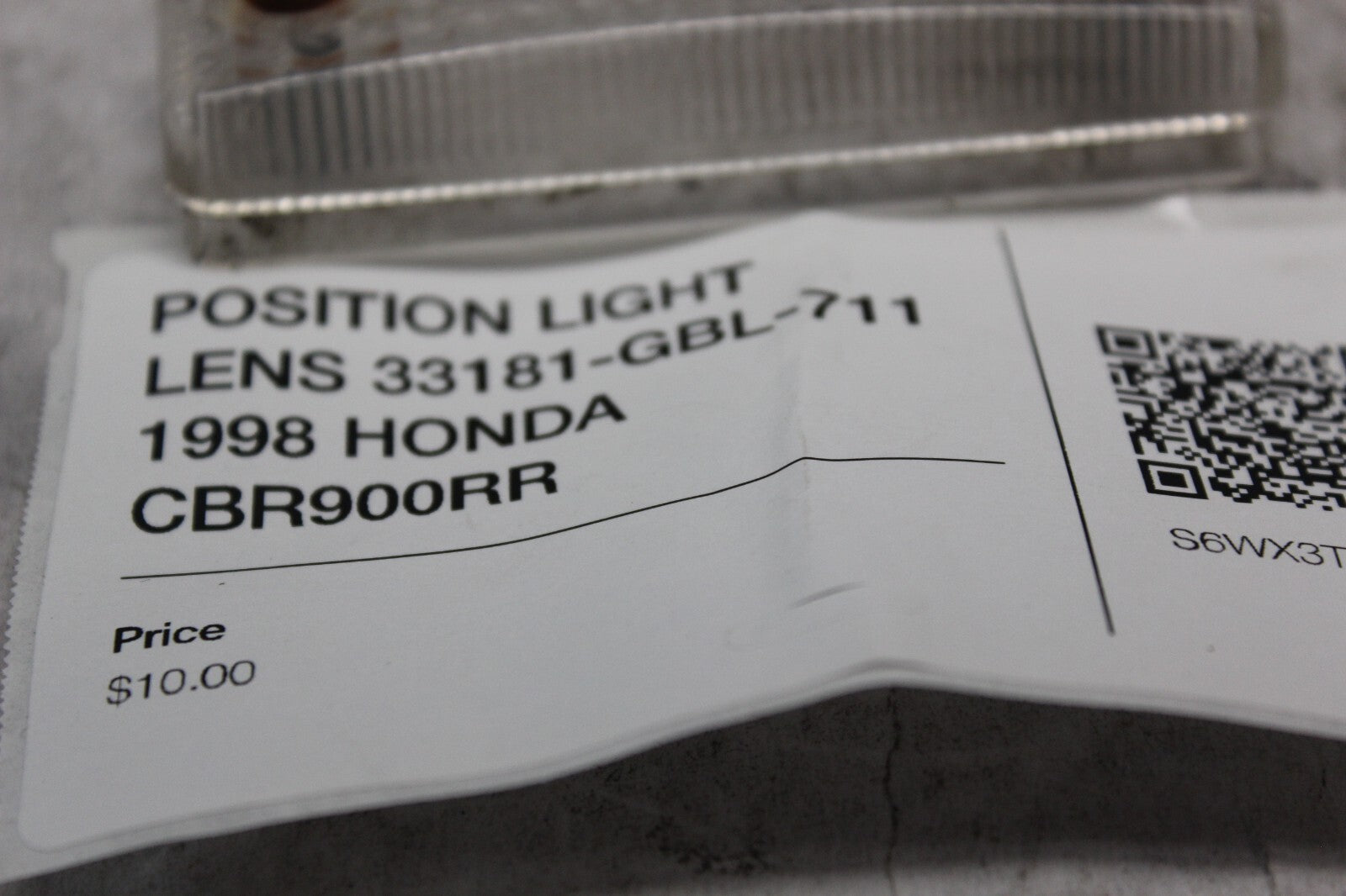 POSITION LIGHT LENS 33181-GBL-711 1998 HONDA CBR900RR