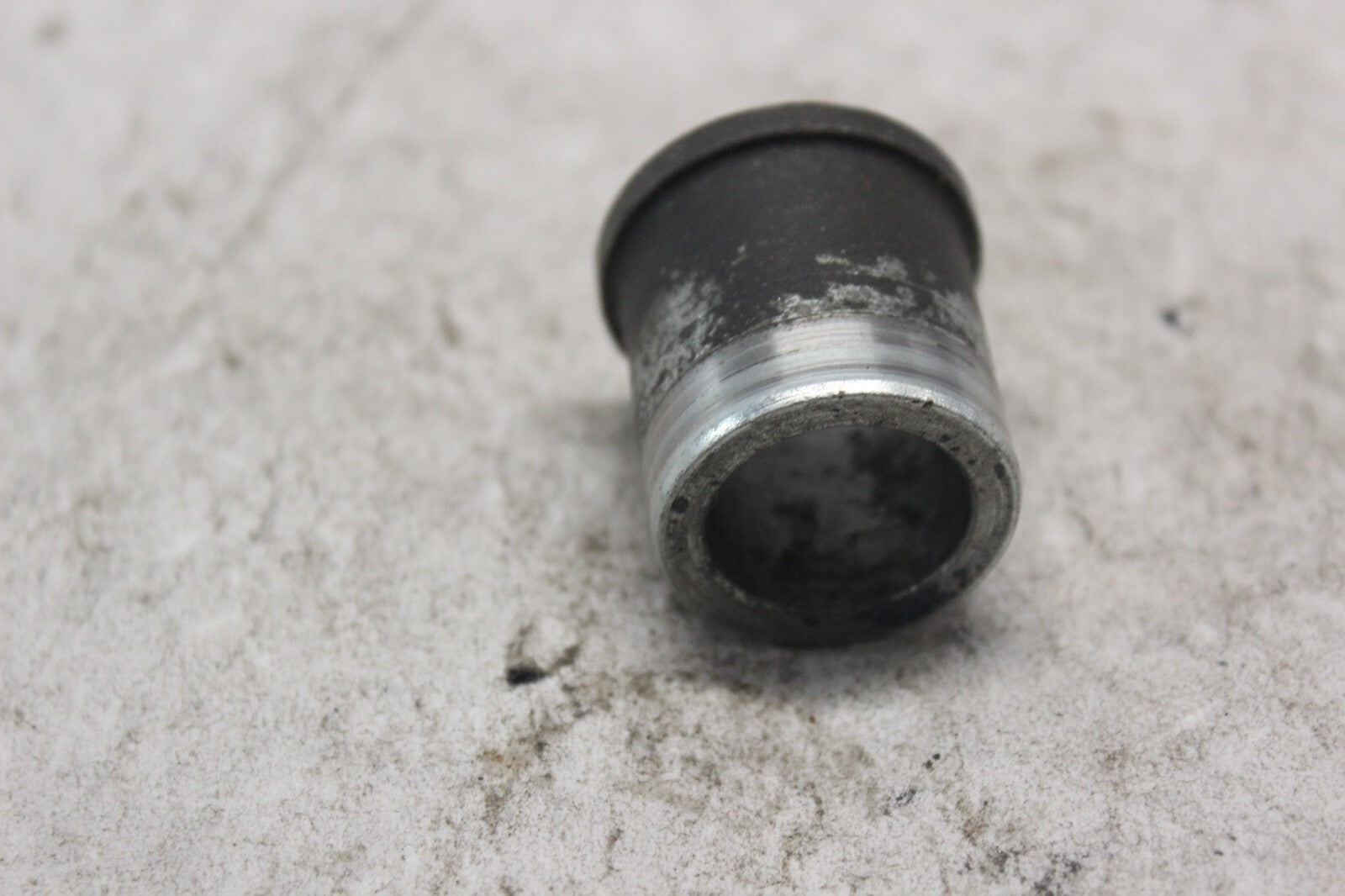 FRONT RIGHT AXLE COLLAR 44311-MAZ-000 1998 HONDA CBR900RR