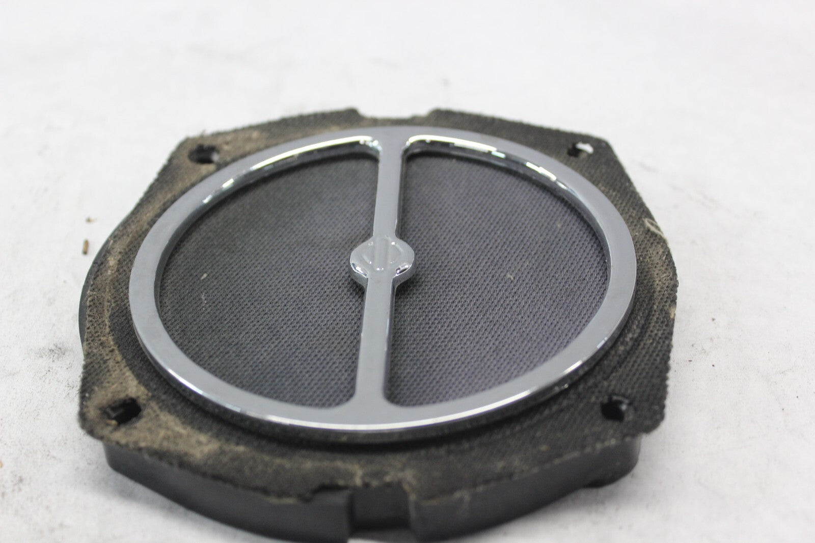 Streetglide Speaker Mount Grill 77046-96 2008 H-D ELECTRAGLIDE FLHT
