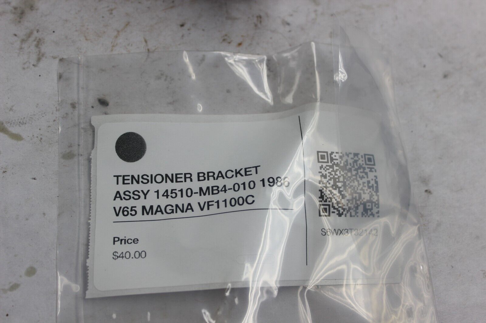 TENSIONER BRACKET ASSY 14510-MB4-010 1986 V65 MAGNA VF1100C