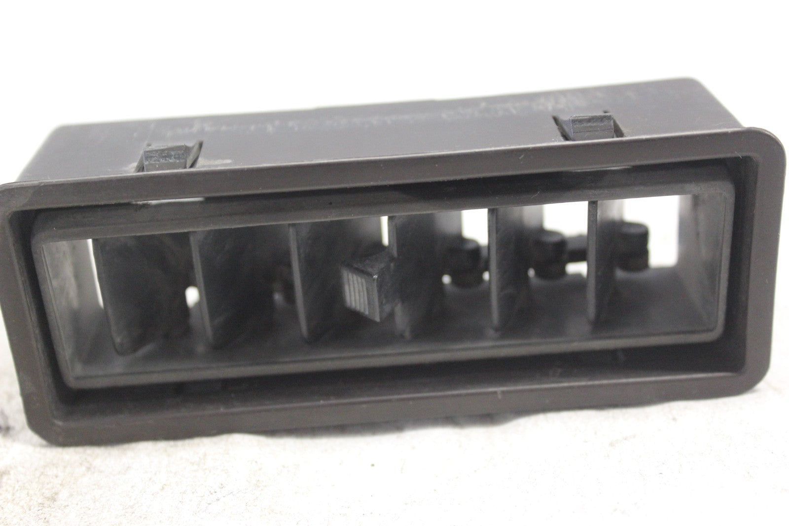 e31c75eb-29d0-4cbf-b6ad-248c53313f8d