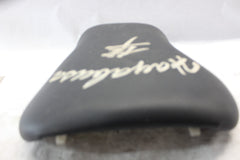 DRIVER FRONT SEAT BLACK 45100-24F10-W05 2002 SUZUKI HAYABUSA GSX1300R