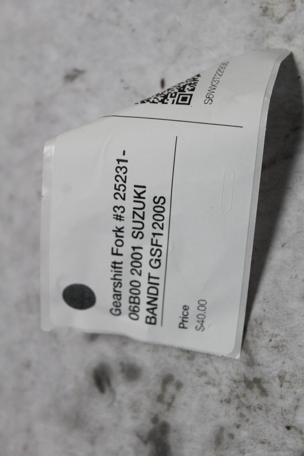 Gearshift Fork #3 25231-06B00 2001 SUZUKI BANDIT GSF1200S