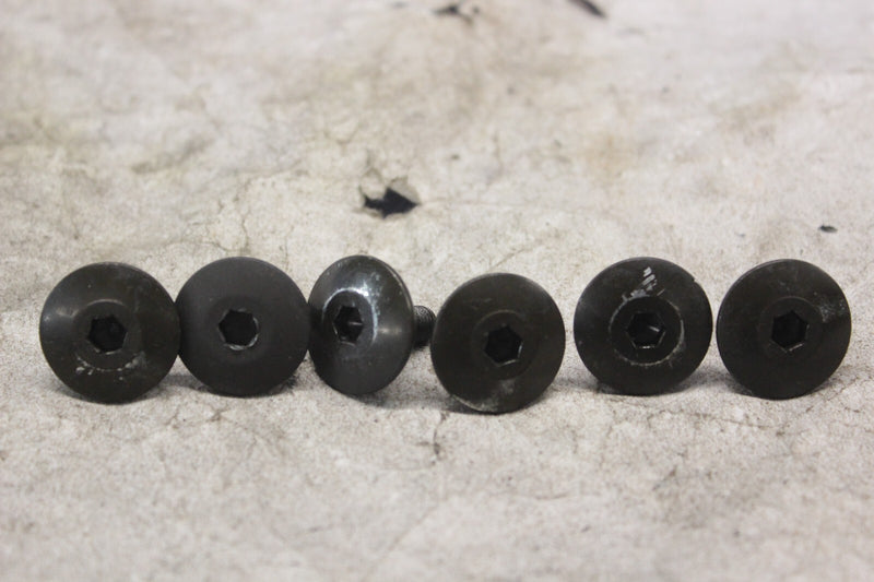 CYLINDER HEAD COVER BOLT 6PCS 7X17.5 09106-07009 2002 SUZUKI HAYABUSA GSX1300R
