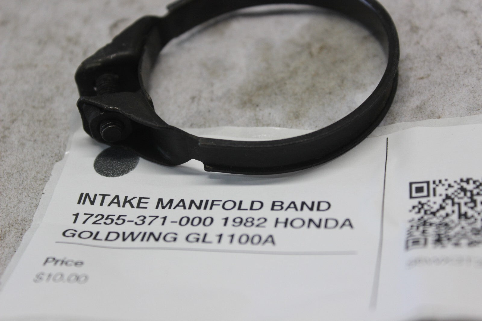 INTAKE MANIFOLD BAND 17255-371-000 1982 HONDA GOLDWING GL1100A