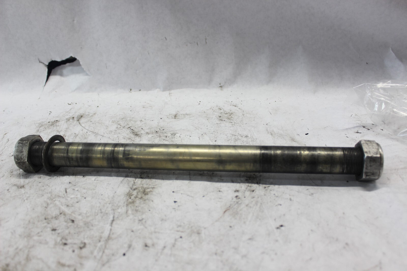 AFTERMARKET REAR AXLE W/ NUTS 2002 SUZUKI GSX-R1000 64711-33E30