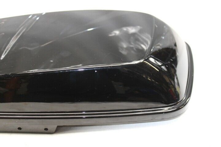 OEM Harley Davidson Gloss Black Saddlebag Lid Right 90200411