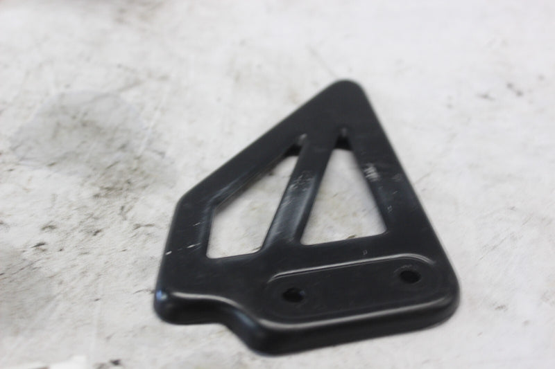 LEFT FOOTREST GUARD 43576-35F00 2002 SUZUKI GSX-R1000