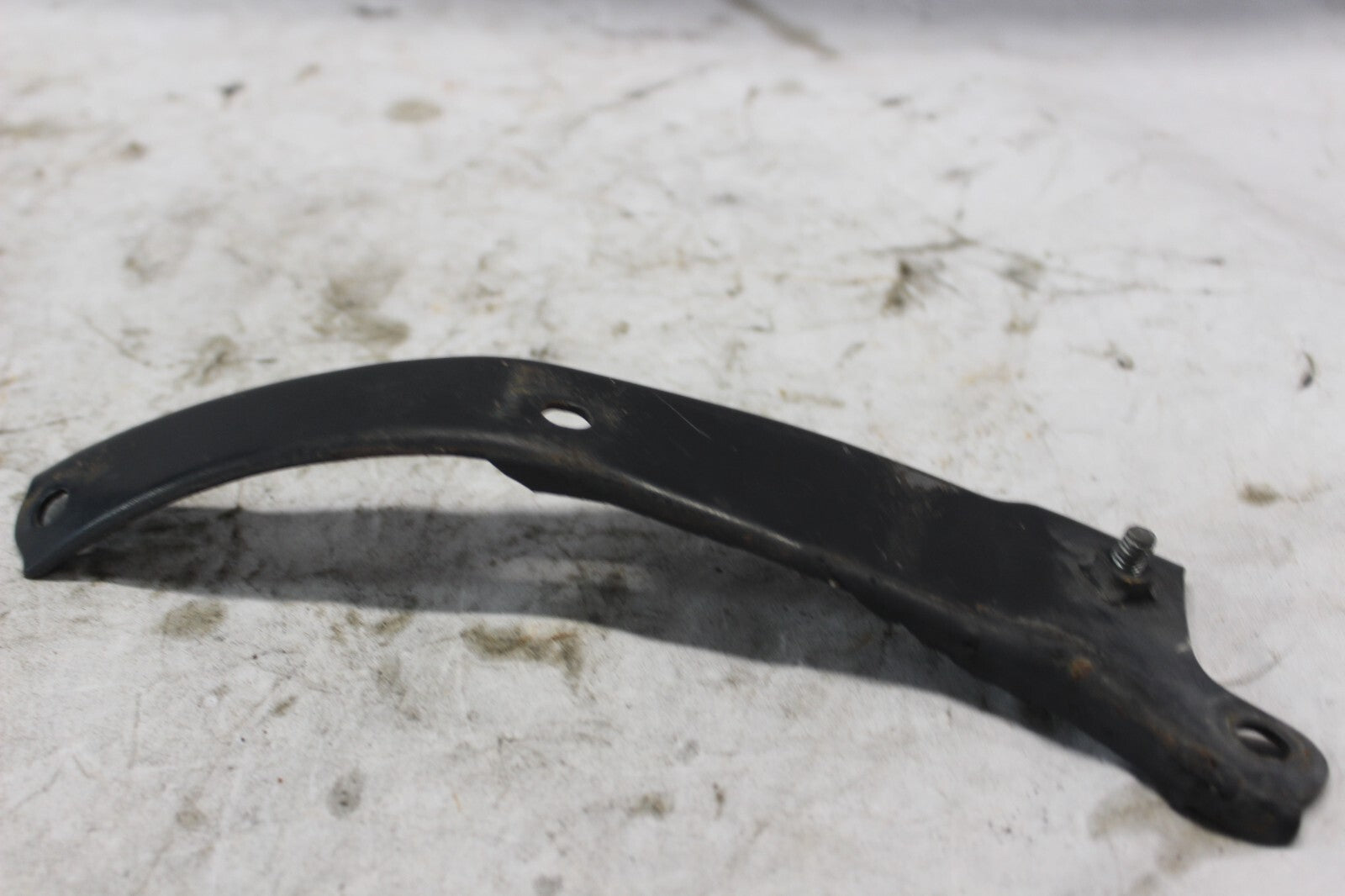 LEFT FRONT COWL STAY 64514-MB9-770 1982 HONDA GOLDWING GL1100A