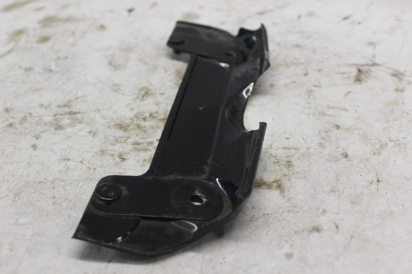 RADIATOR UPPER COVER 85200-463-000 1982 HONDA GOLDWING GL1100A