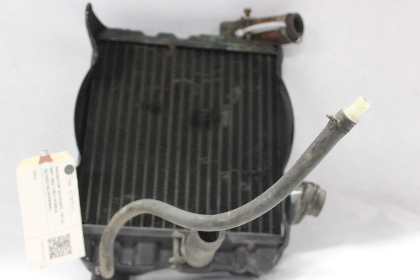 RADIATOR W/HOSES  19110-MA1-004 1982 HONDA GL500I SILVERWING