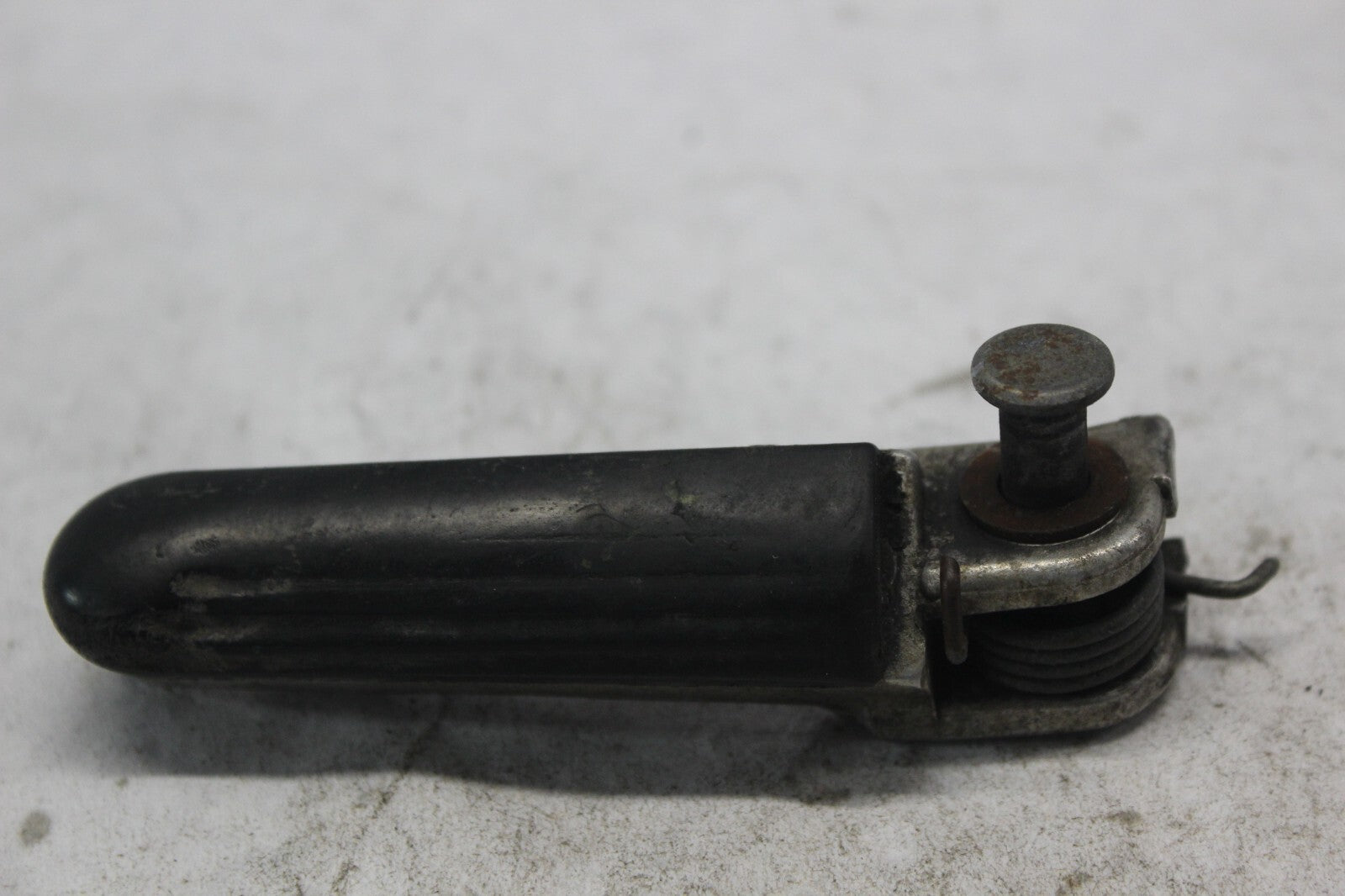 MAIN STEP BAR LEFT 50670-KV3-700 1998 HONDA CBR900RR