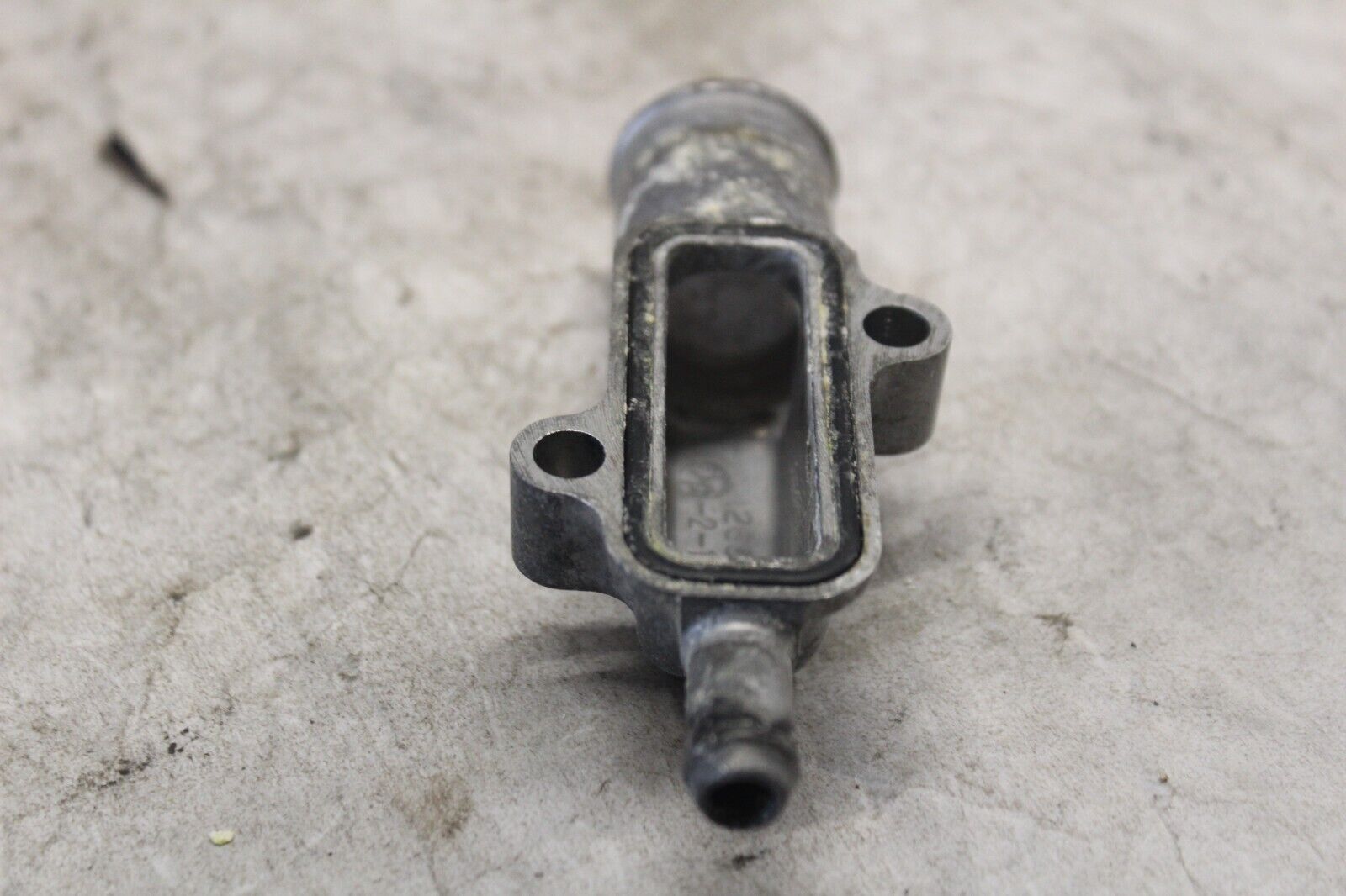 RADIATOR FITTING 92005-1268 2001 KAW ZX-9R