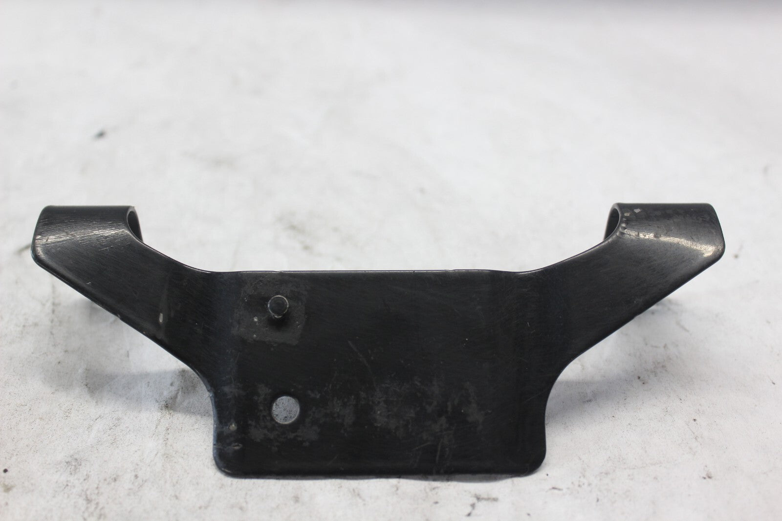 ELECTRICAL CONNECTOR BRACKET 70430-07 2008 H-D ELECTRAGLIDE FLHT