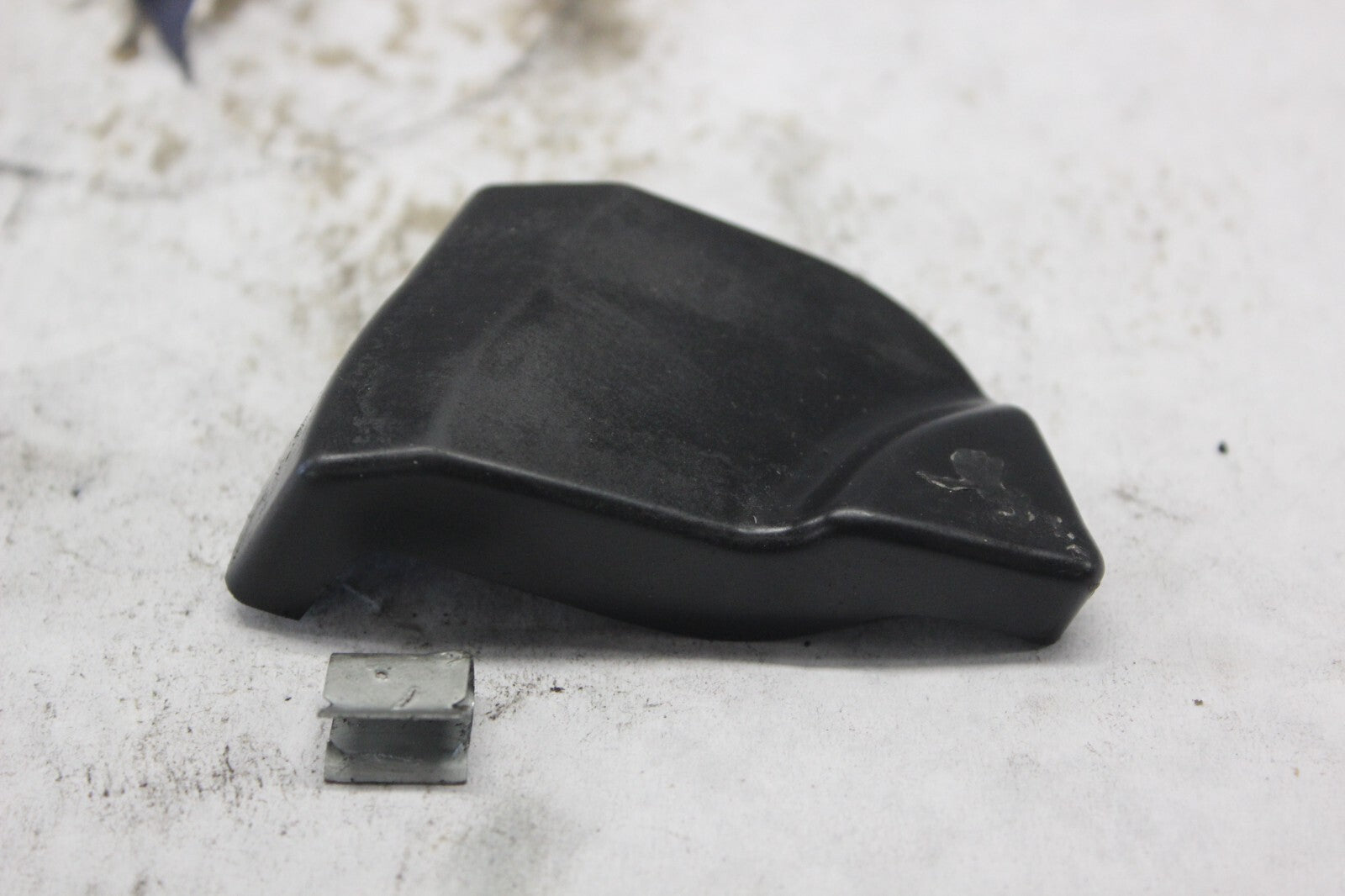 OIL DEFLECTOR 62700064 2016 H-D SOFTAIL BREAKOUT FXSB