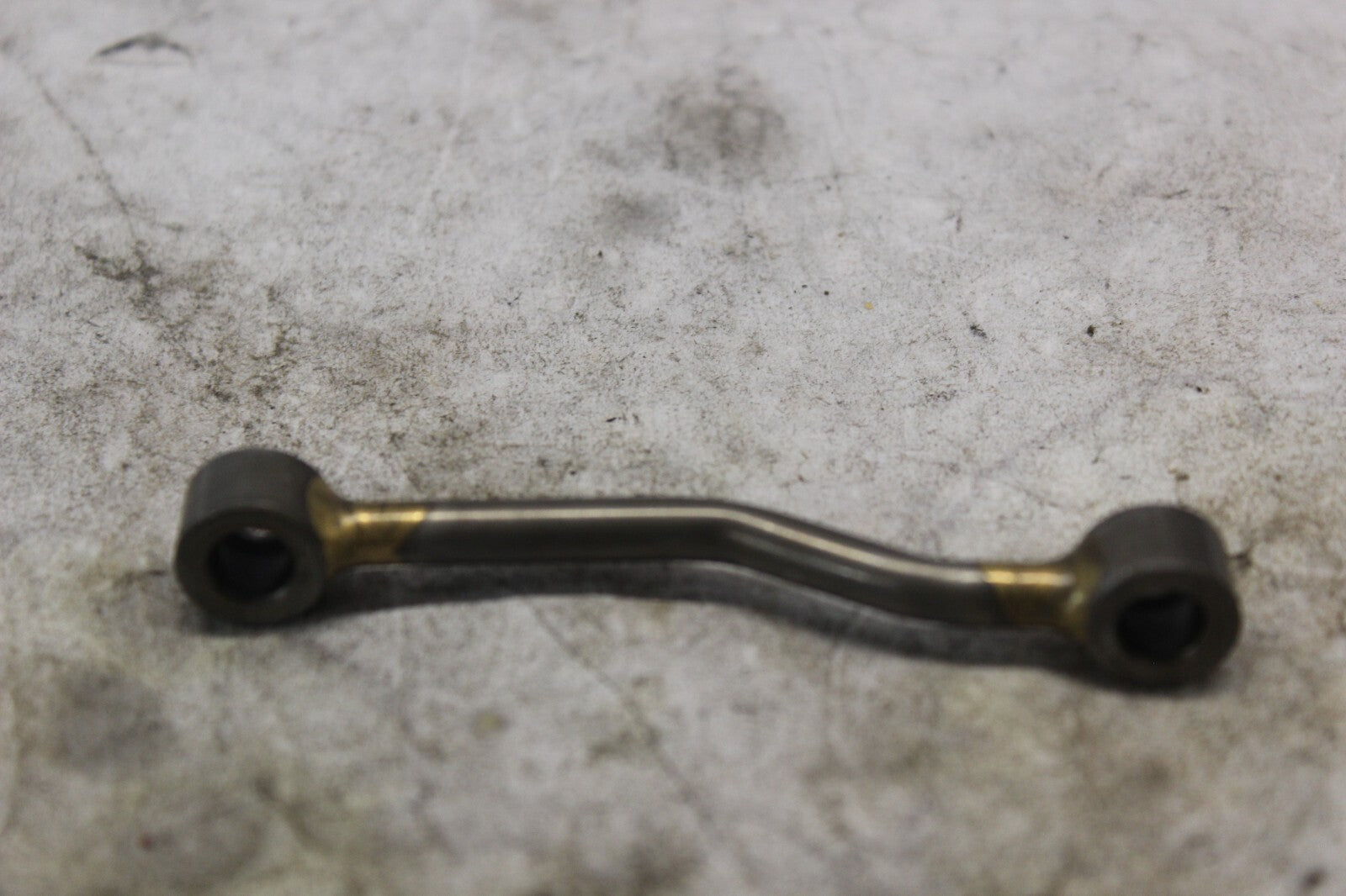 OIL PIPE 11131-33E00 2002 SUZUKI HAYABUSA GSX1300R