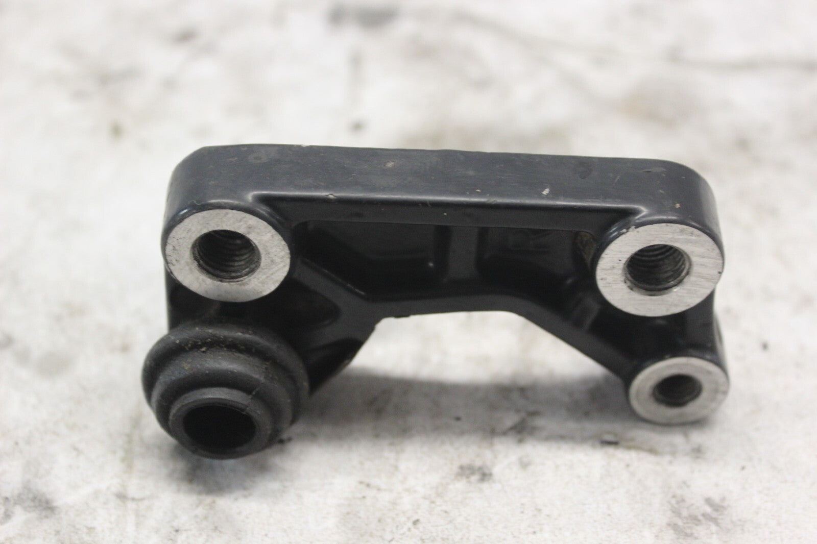 RIGHT CALIPER BRACKET 45210-443-763 1982 HONDA GL500I SILVERWING