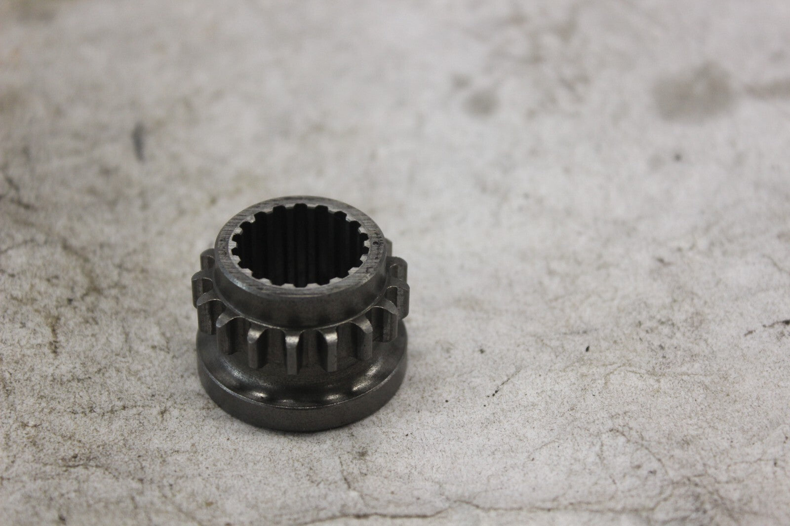 CAM CHAIN SPROCKET 12731-24F00 2002 SUZUKI HAYABUSA GSX1300R