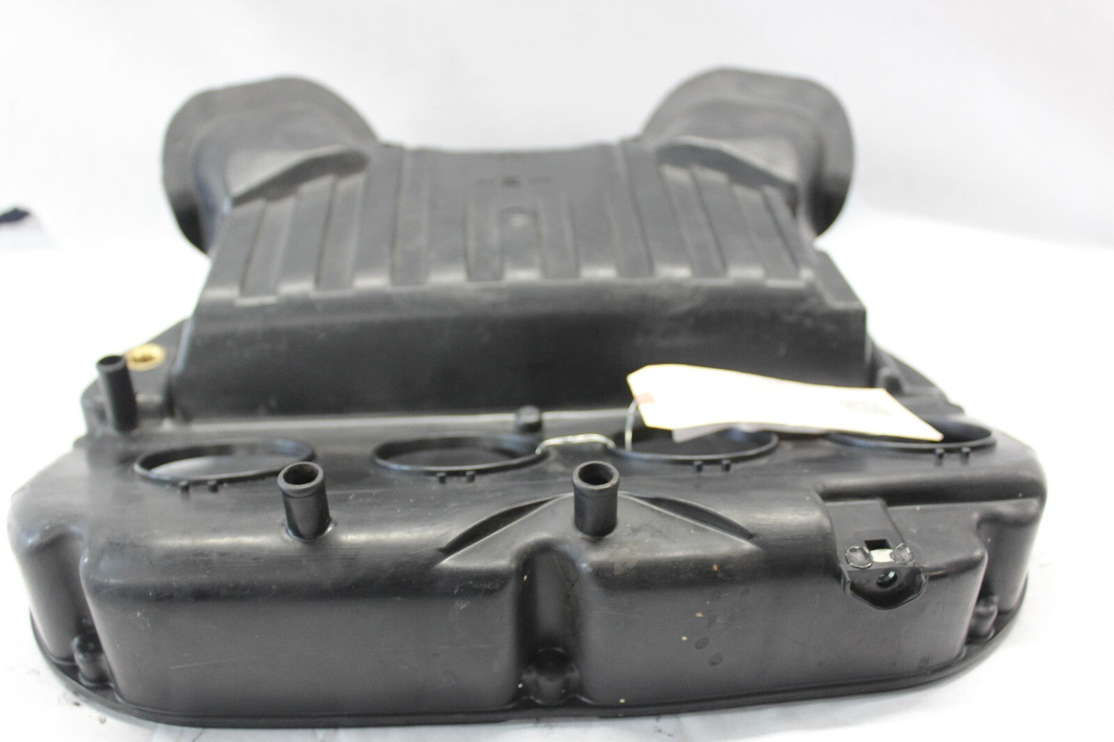 AIR CLEANER BASE ONLY 13700-40F00 2002 SUZUKI GSX-R1000