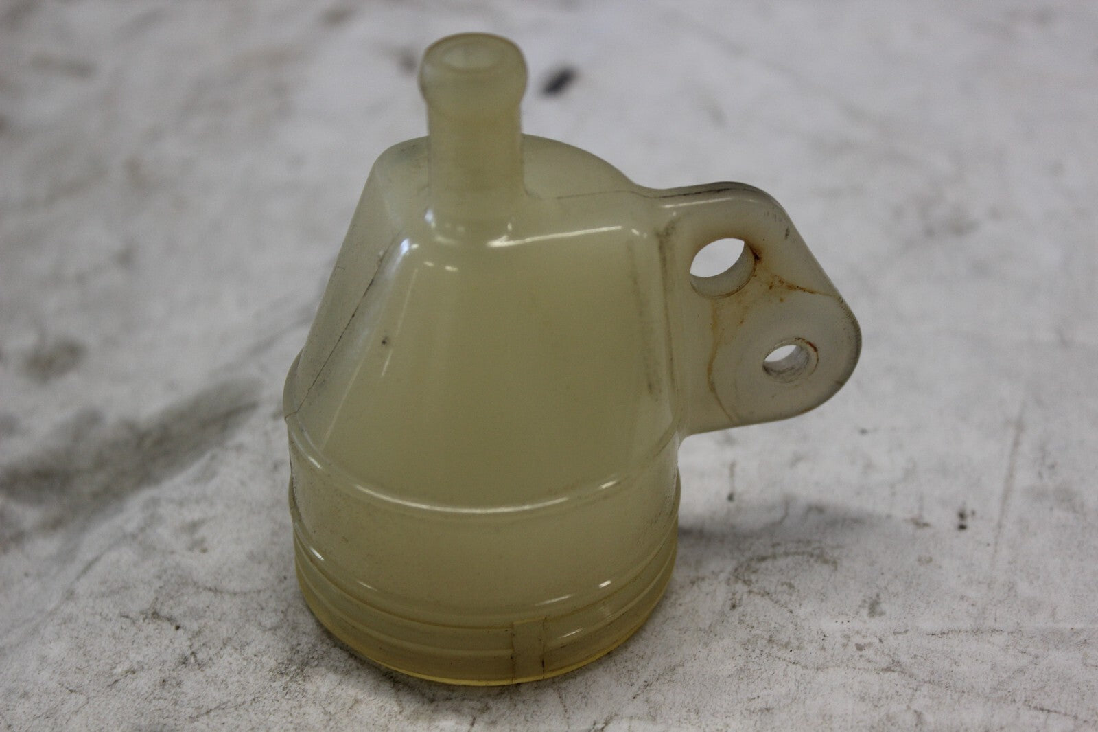 REAR BRAKE FLUID CUP 43511-MB9-006 1982 HONDA GOLDWING GL1100A