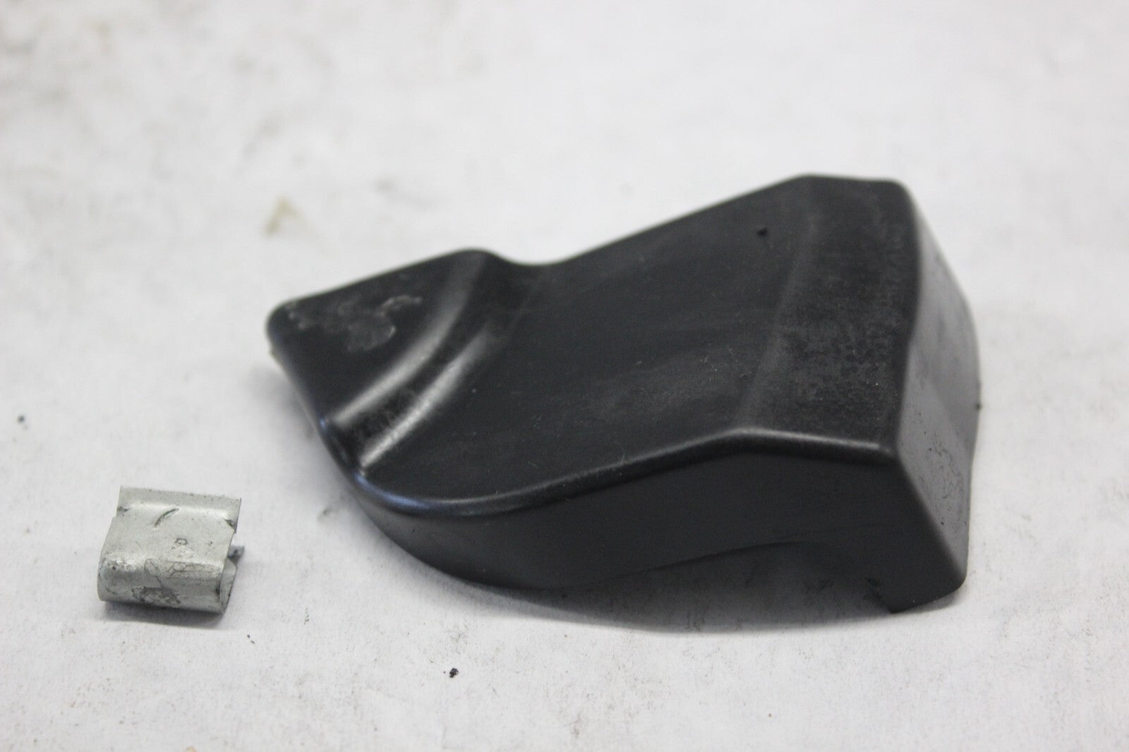 OIL DEFLECTOR 62700064 2016 H-D SOFTAIL BREAKOUT FXSB