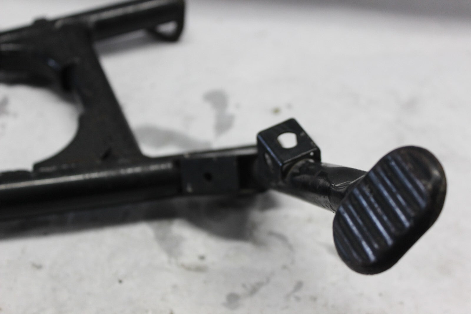 CENTER STAND BLACK 34011-1129 1986 KAWASAKI ZG1000