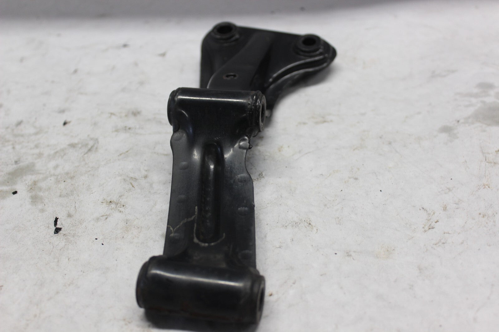 LEFT FRONT ENGINE HANGER BRACKET 50320-MA1-000 1982 HONDA GL500I