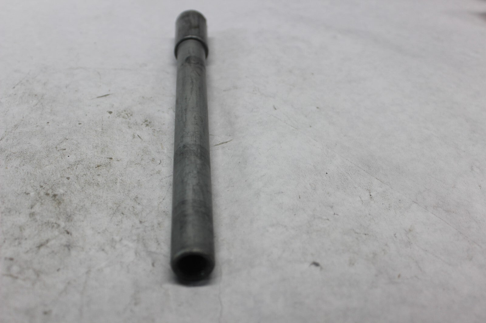 FRONT WHEEL AXLE 44301-MZ5-600 1998 HONDA CBR900RR