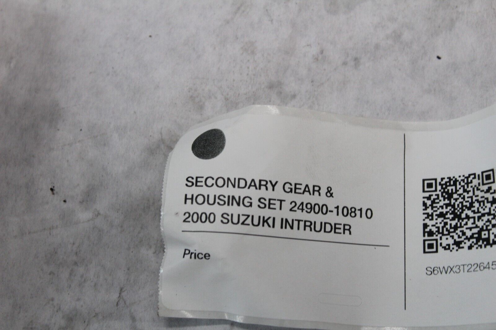 SECONDARY GEAR & HOUSING SET 24900-10810 2000 SUZUKI INTRUDER VL1500