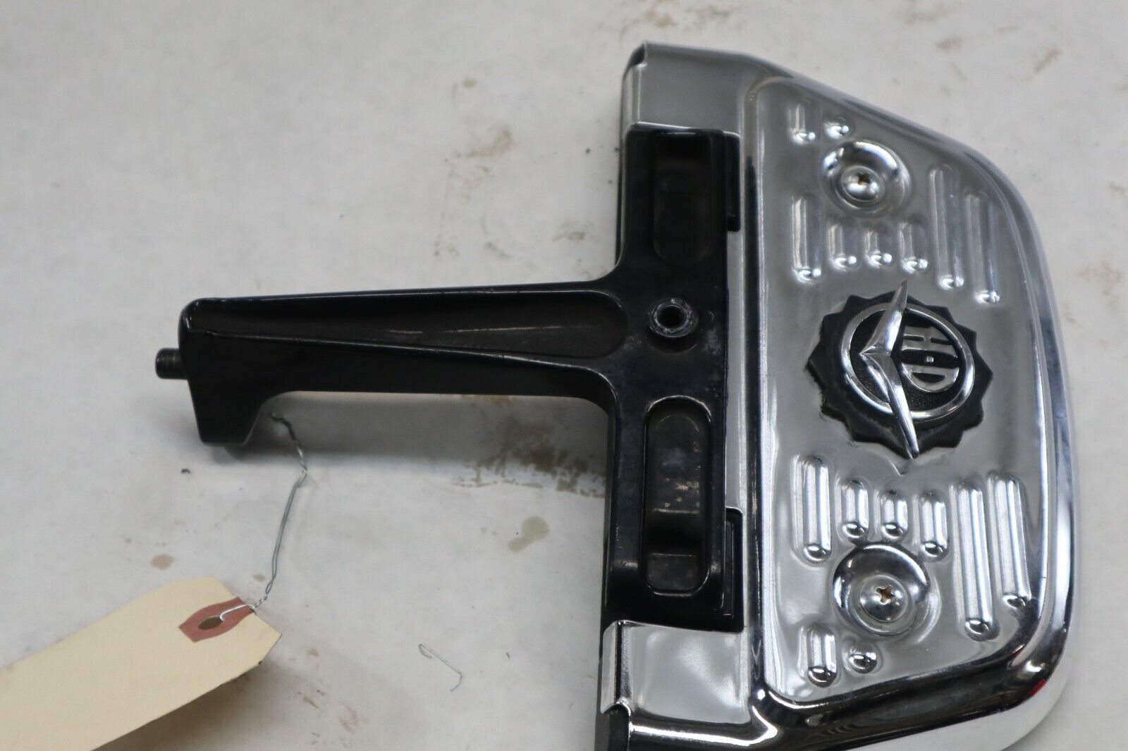 OEM Harley Davidson Passenger Footboard Floorboard 2005 Road King Blk/Red