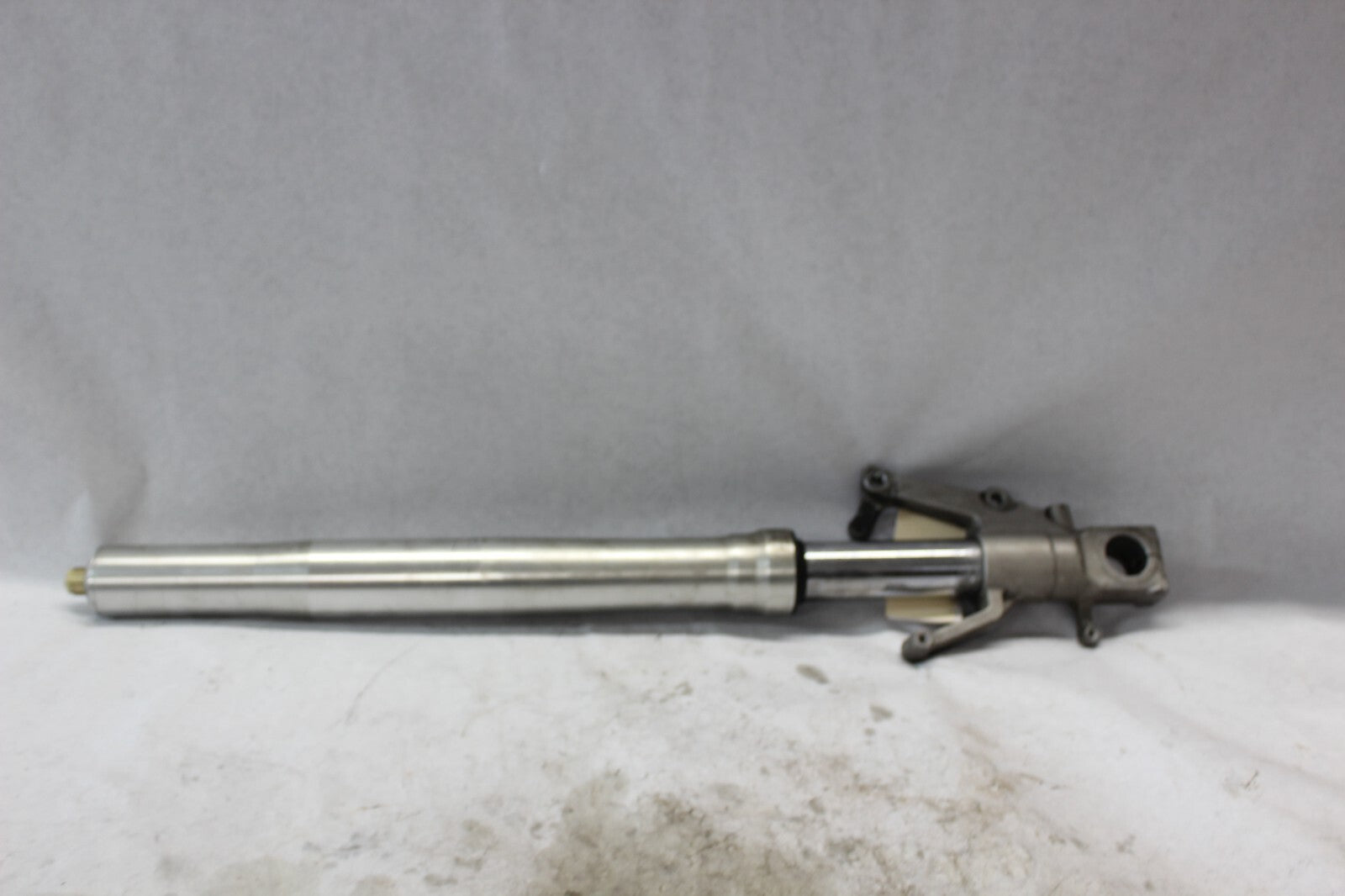 FRONT LEFT FORK ASSY 51104-24F00 2002 SUZUKI HAYABUSA GSX1300R