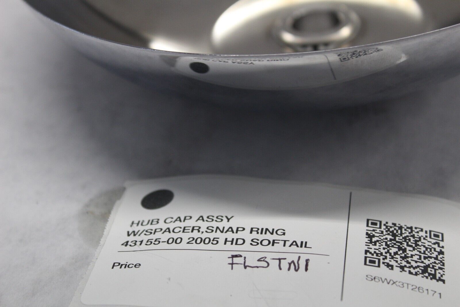 HUB CAP ASSY W/SPACER,SNAP RING 43155-00 2005 HD SOFTAIL DELUXE FLSTNI