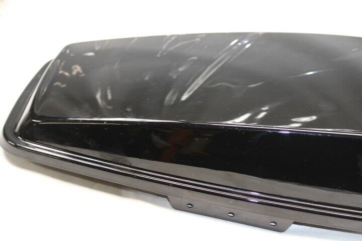 OEM Harley Davidson Gloss Black Saddlebag Lid Right 90200411