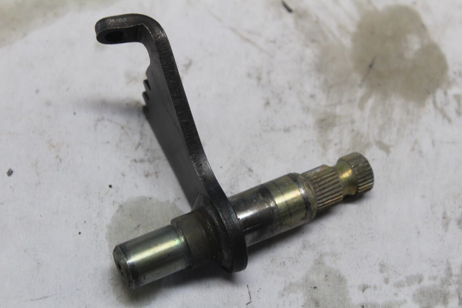 GEARSHIFT SPINDLE 24620-415-000 1982 GL500I SILVERWING