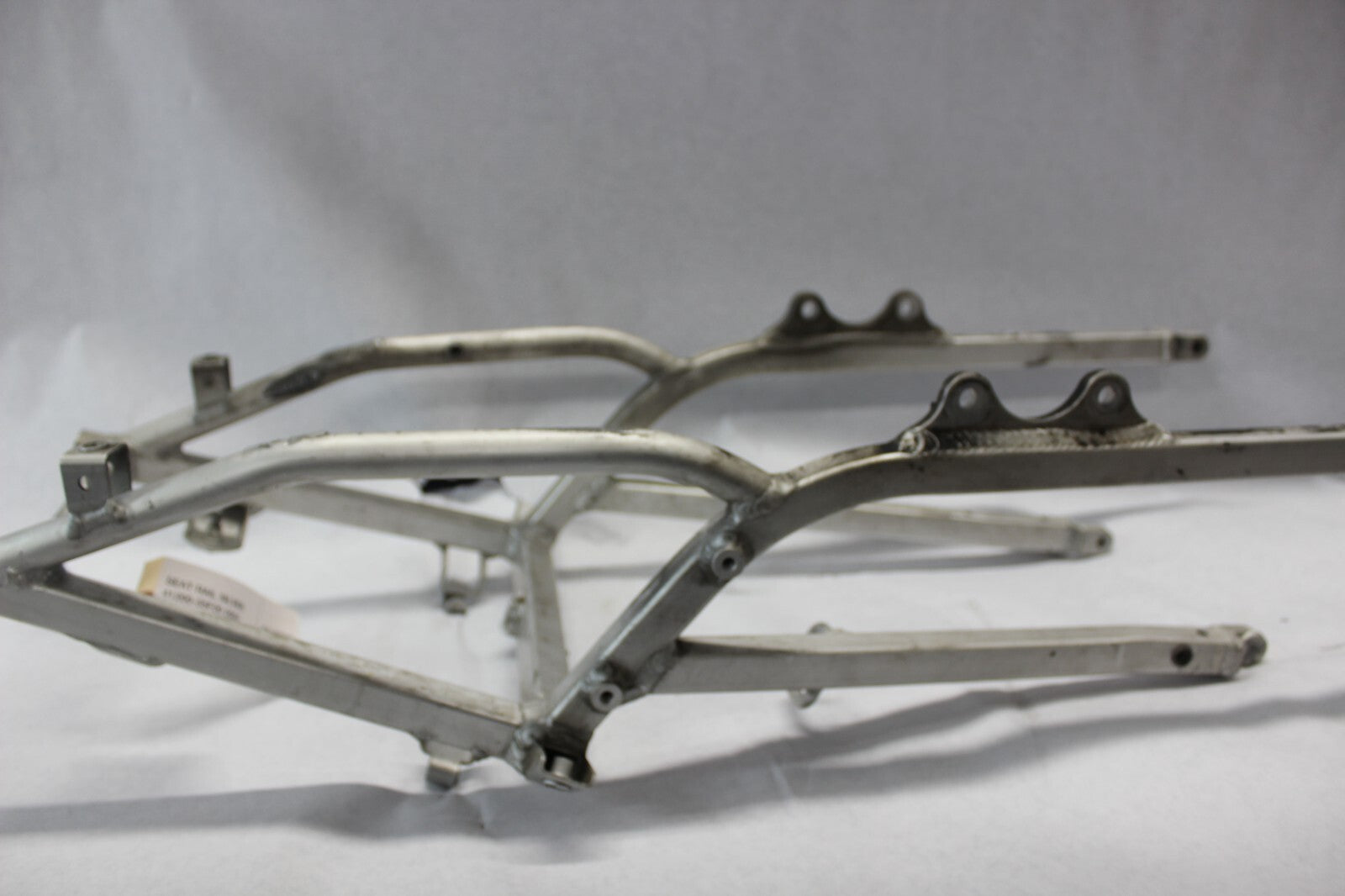 SEAT RAIL SILVER 41200-35F20 2002 SUZUKI GSX-R1000